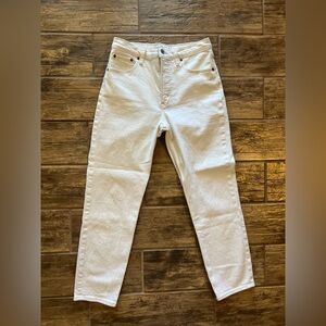 Abercrombie & Fitch The Mom High Rise Jeans